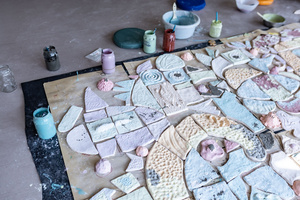 „Kompozycja miejska” - warsztaty ceramiczne - Elementy kompozycji ceramicznej przed wypałem