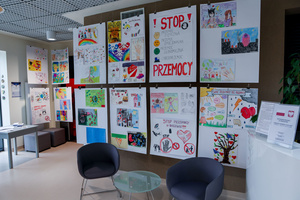 Inauguracja kampanii "Biała wstążka" - Wystawa w Domu Kultury