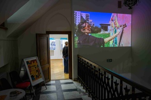 Wernisaż wystawy „Płytka Tarnowska” - Uczestnicy podczas wernisażu