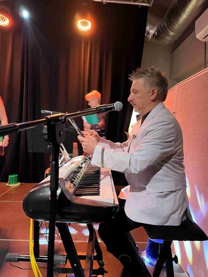 Koncert Zespołu STOLAT - Kierownik zespołu Bartek Szułakiewicz