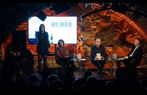 Spotkanie autorskie i premiera książki Krzysztofa Hubera