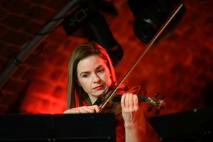 Benefis Bartka Szułakiewicza - Con Affetto na scenie podczas wspólnego grania.