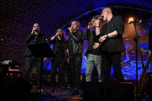 Benefis Bartka Szułakiewicza - Zespół Monk na scenie podczas wspólnego grania.