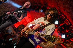 Koncert: The Bad Tales - Od lewej Paweł „Muzzy” Mikosz oraz Eryk Haba podczas koncertu The Bad Tales