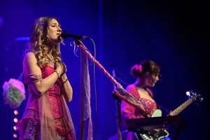 Koncert: Lor - Na scenie występujący zespół Lor