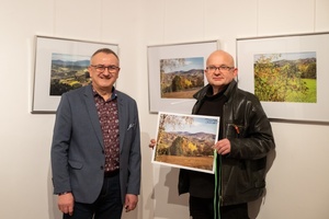 Wernisaże dzień po dniu: Zbigniew Walkowicz „Górki, pagórki i fałdki…”