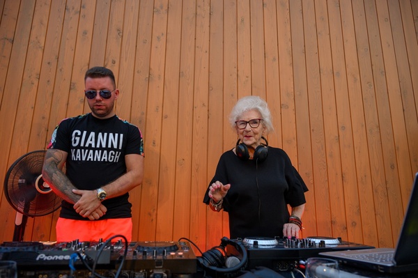 ZDEARZENIA 2024 - Sztafeta Pokoleń: DJ Wika & DJ Skorp