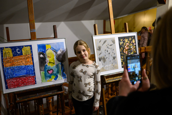 Wystawa semestralna Studio Art - Kropka, kreska, plama