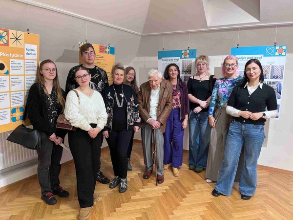 DKW": Wernisaż wystawy „Płytka Tarnowska” oraz podsumowanie projektu „Tarnów - miasto plastyczne”